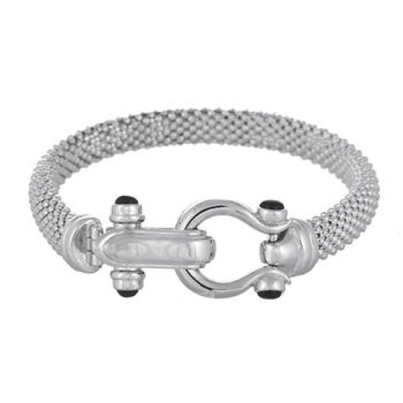 Jewelry - Sterling Silver Dew Drop Horseshoe Bracelet